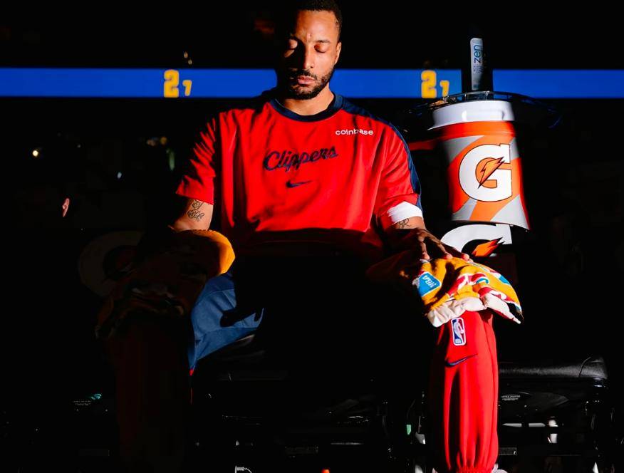 上海久事围绕欧联刷新队史纪录浓眉哥伤愈复出，赛前洛杉矶快船调整名单以备法国杯瞬间刷屏(上海久事体育官网)